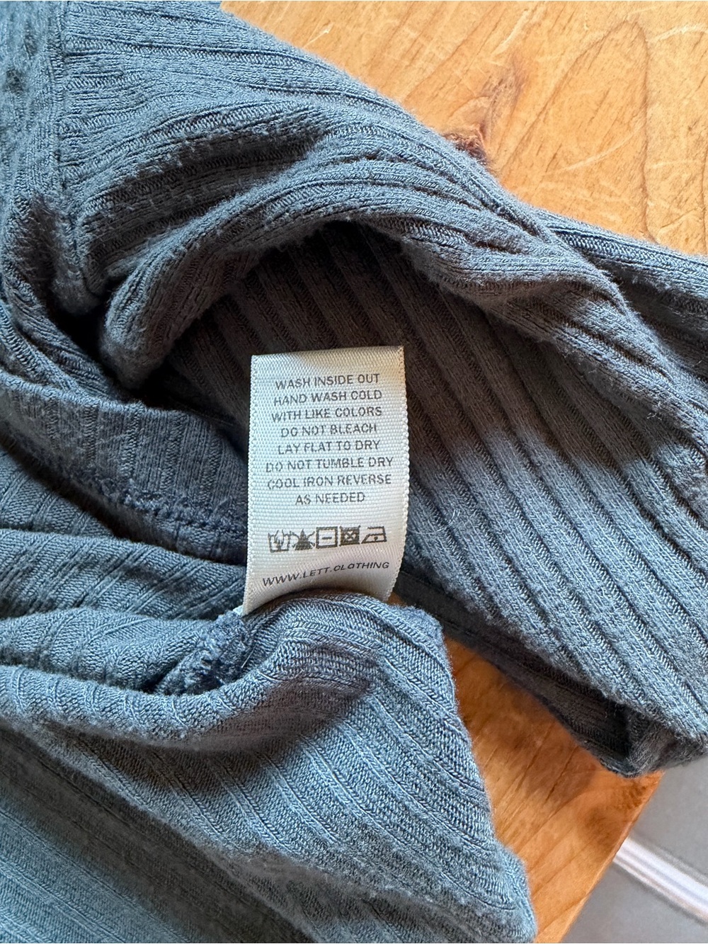 Cropped Lightweight Ribbed Cardigan - Picture 5 of 5